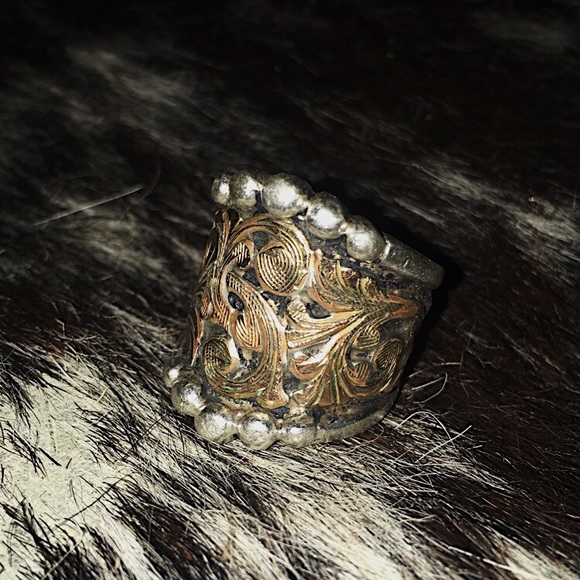 hyo statement ring - Picture 2 of 2